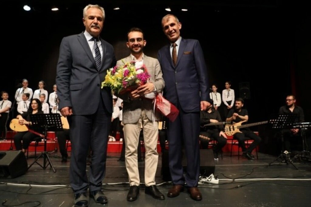 İlkadım THM Çocuk ve Gençlik Korosu kulakların pasını sildi