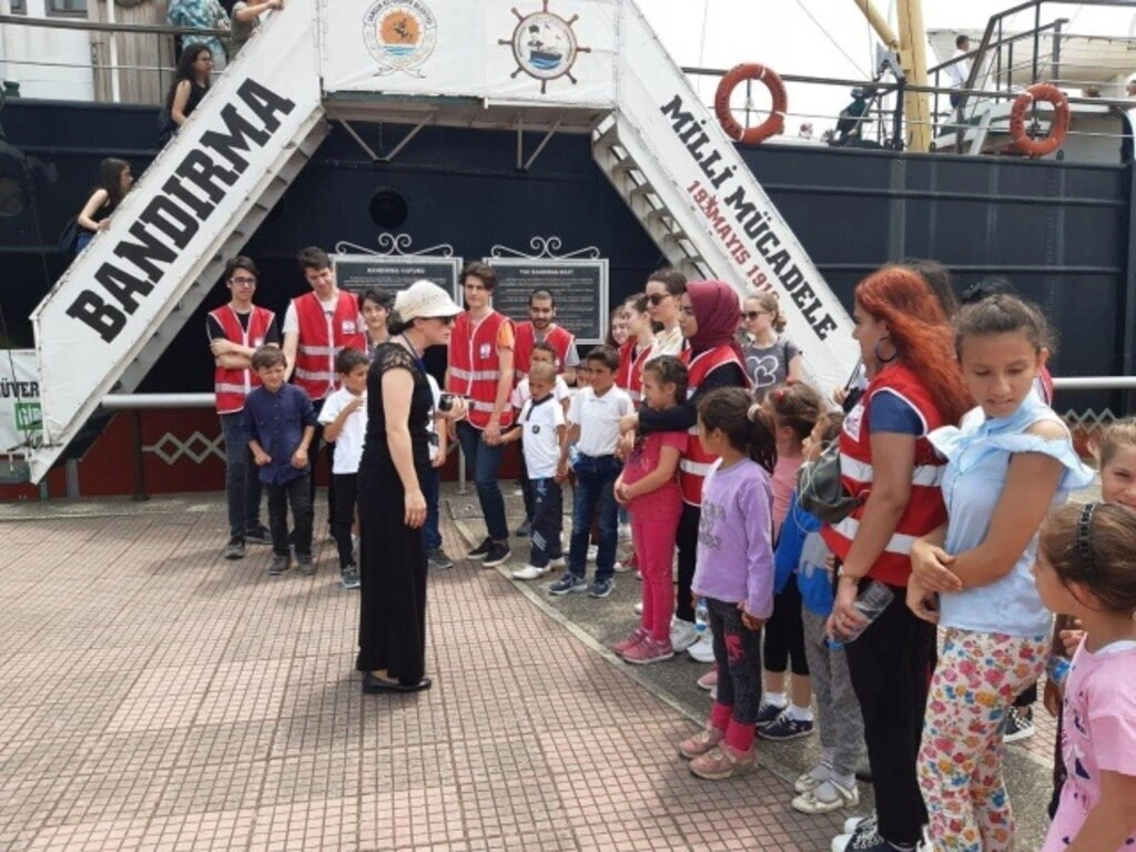 Genç Kızılay ile Bahçeşehir hayal biriktirdi!