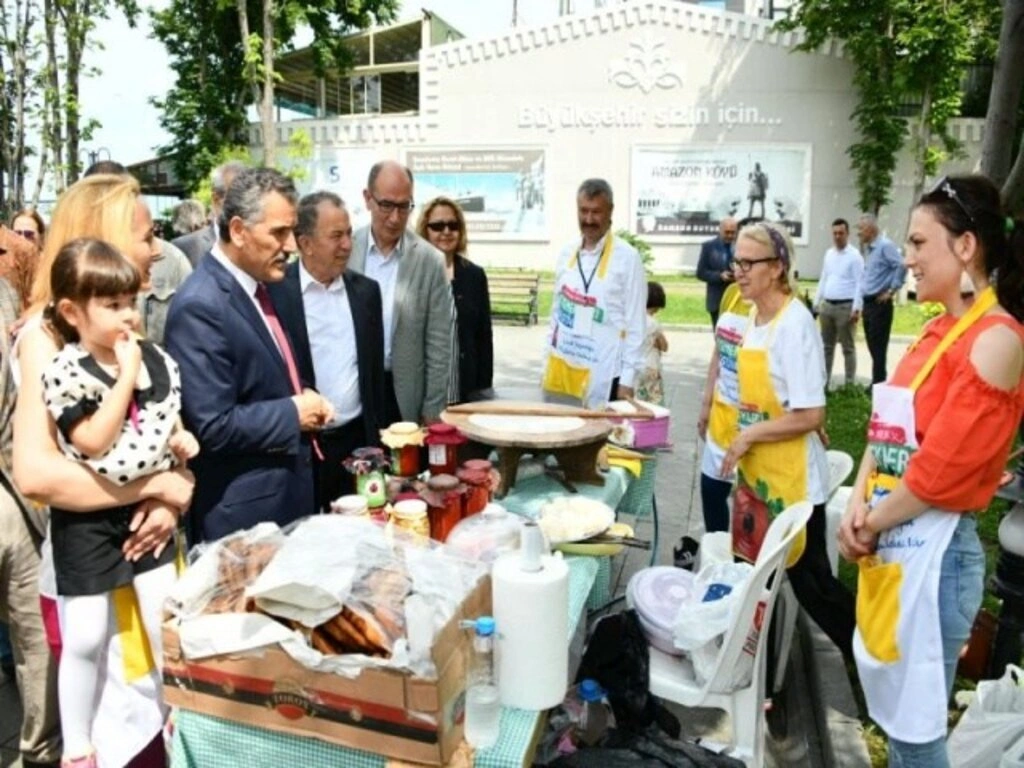 Yöresel Ot Yemekleri Festivali Samsun'da düzenlendi