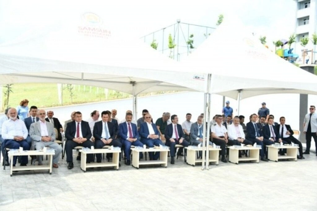 Adalet Camii Samsun Cezaevi'nin yanında ibadete açıldı