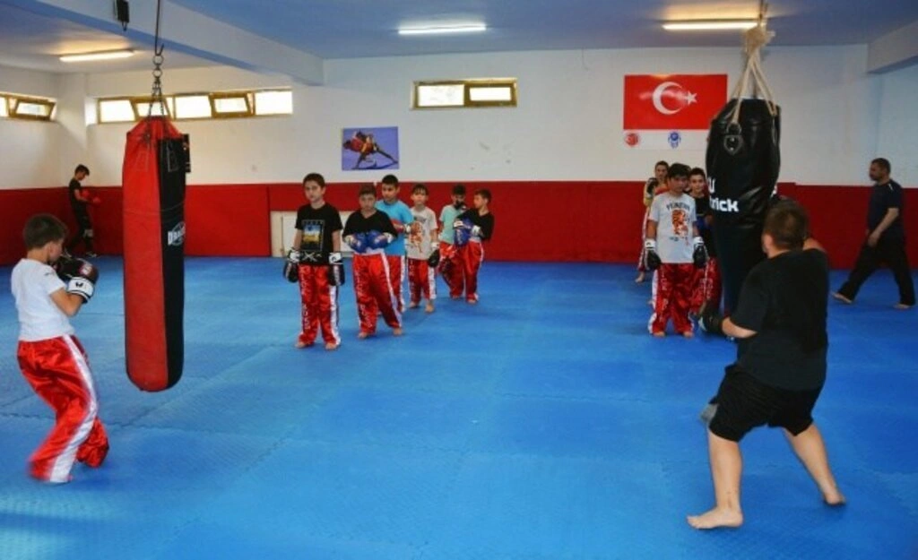 CANİK'TE YAZ OKULUNA YOĞUN İLGİ