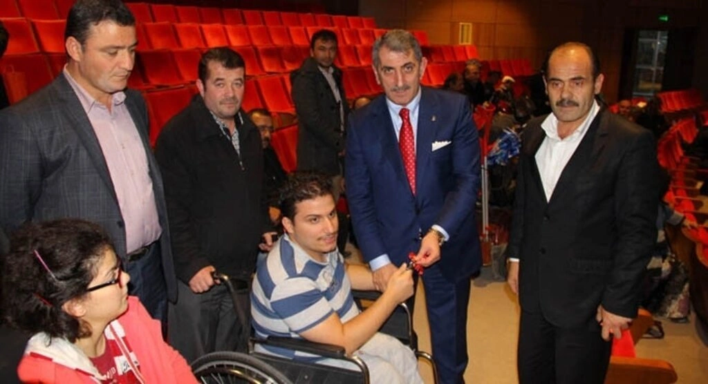 AK Parti'den Engelliler Günü programı