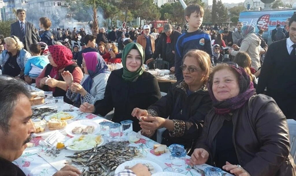 Atakum'da Hamsi festivalinde 3 ton hamsi ikram edildi