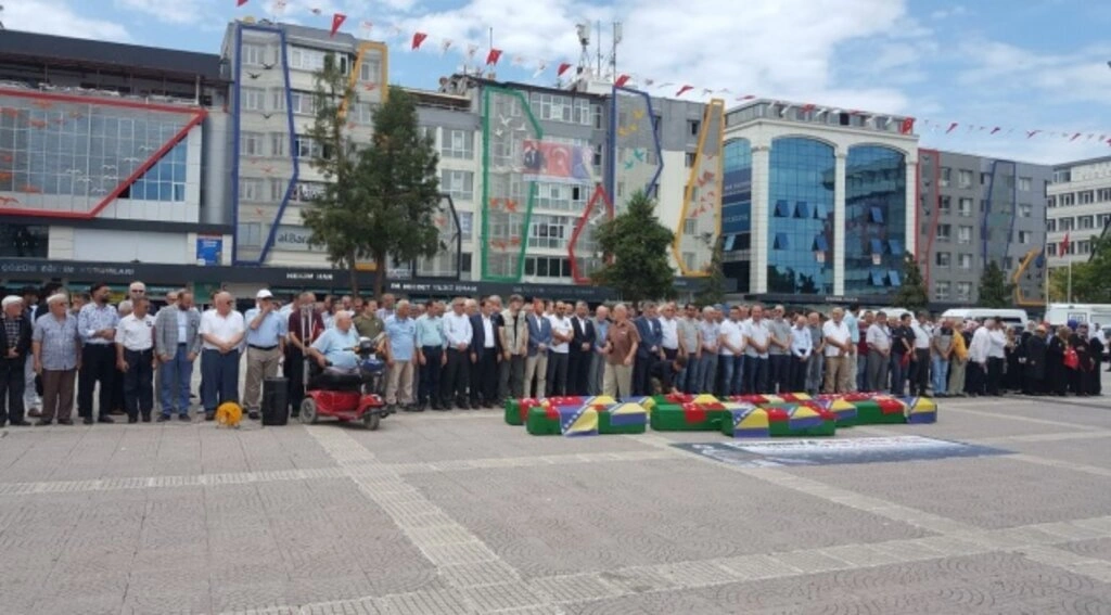 Samsun'dan Srebrenitsa soykırımına tepki yürüyüşü yapıldı