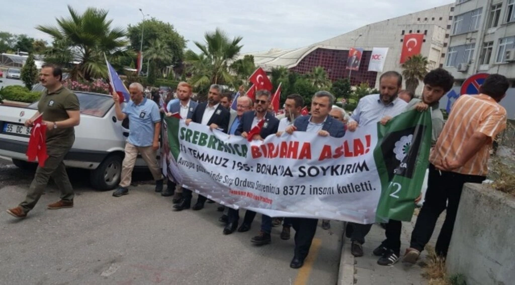 Samsun'dan Srebrenitsa soykırımına tepki yürüyüşü yapıldı
