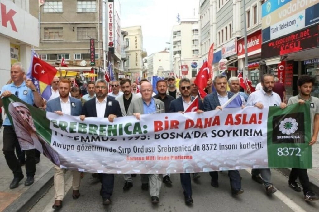 Samsun'dan Srebrenitsa soykırımına tepki yürüyüşü yapıldı