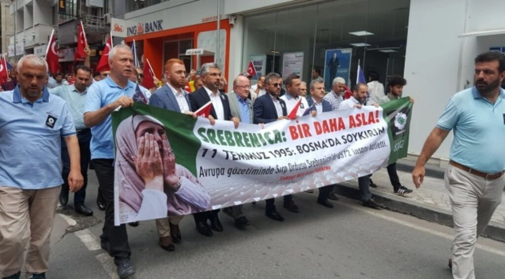 Samsun'dan Srebrenitsa soykırımına tepki yürüyüşü yapıldı