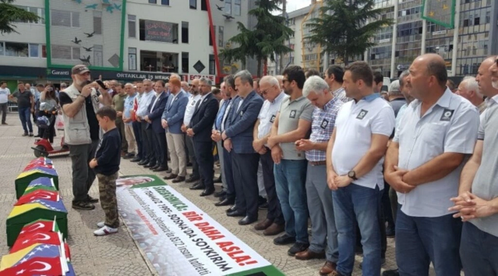 Samsun'dan Srebrenitsa soykırımına tepki yürüyüşü yapıldı
