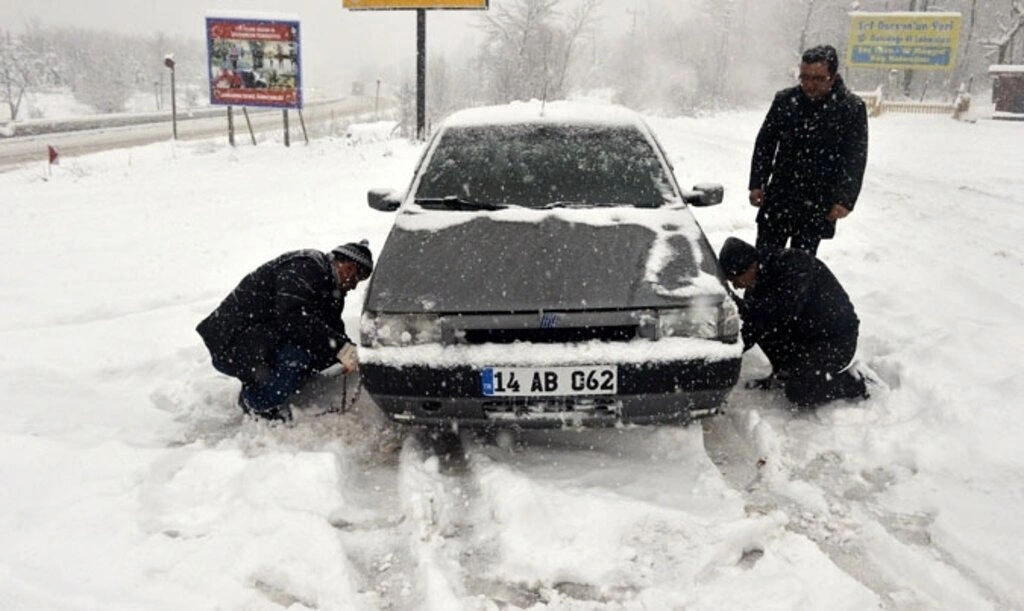 Kar yağışı hayatı olumsuz etkiliyor