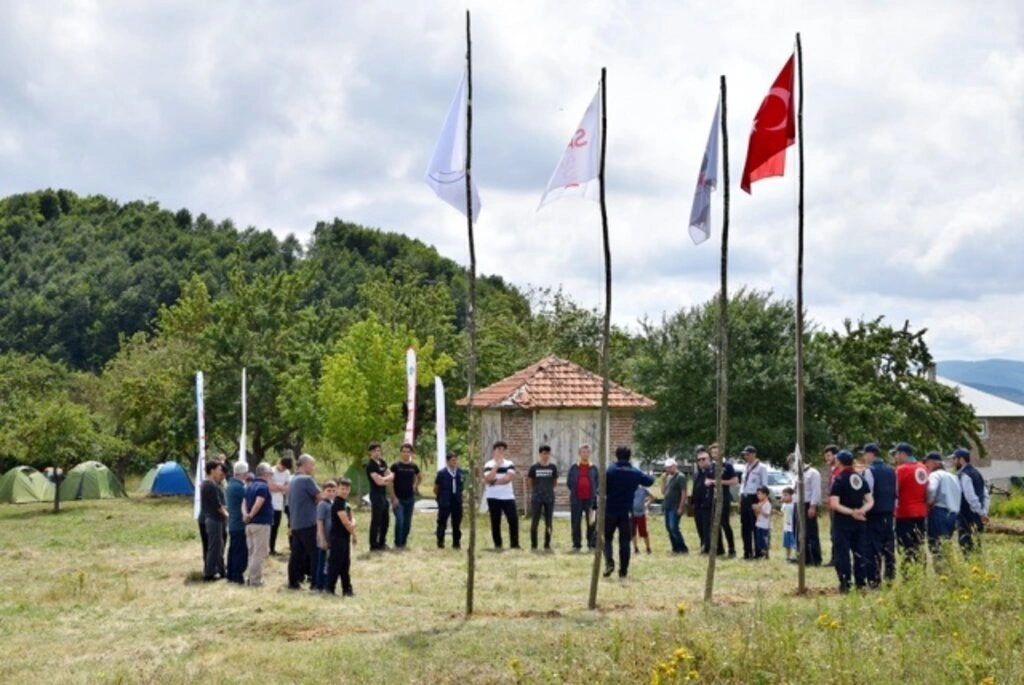Samsun Yıldız Gençlik'ten Baba Oğul İzci Kampı