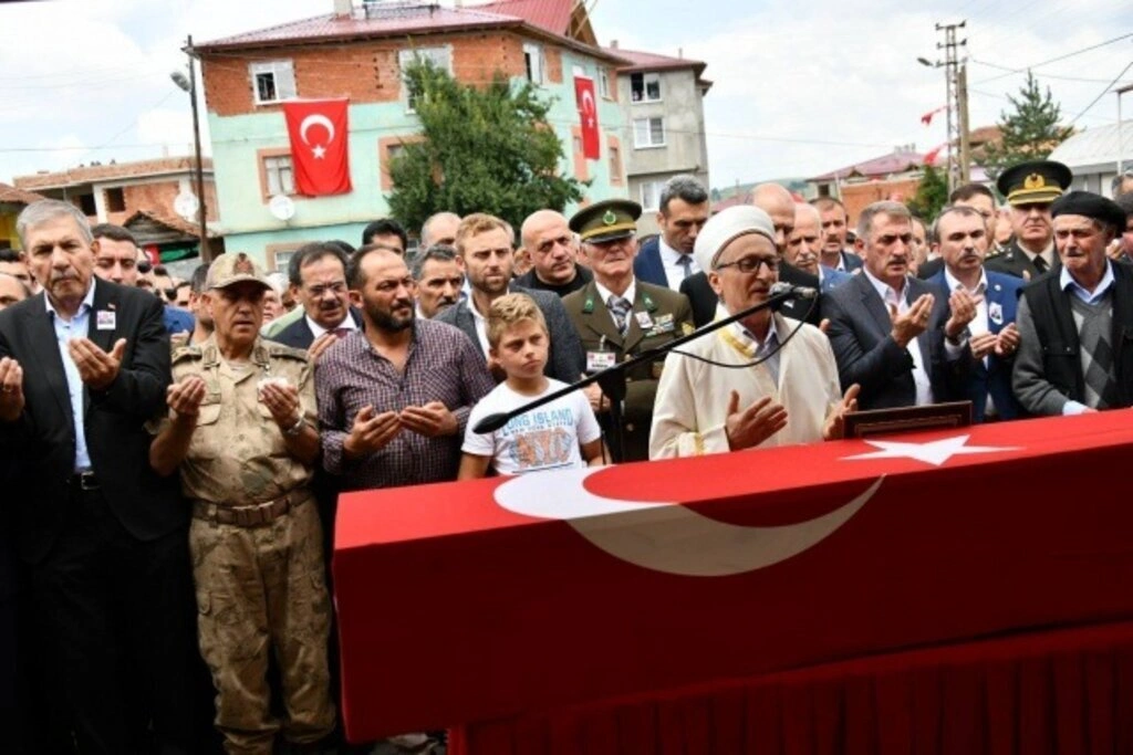 Şehit Jandarma Binbaşı Zafer Akkuş Son Yolculuğuna Uğurlandı