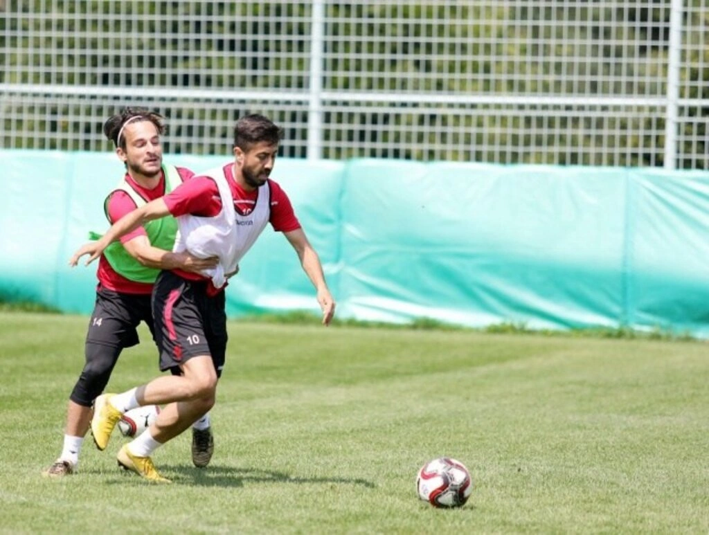 Samsunspor'un temposu ve hırsı, teknik heyetten alkış aldı