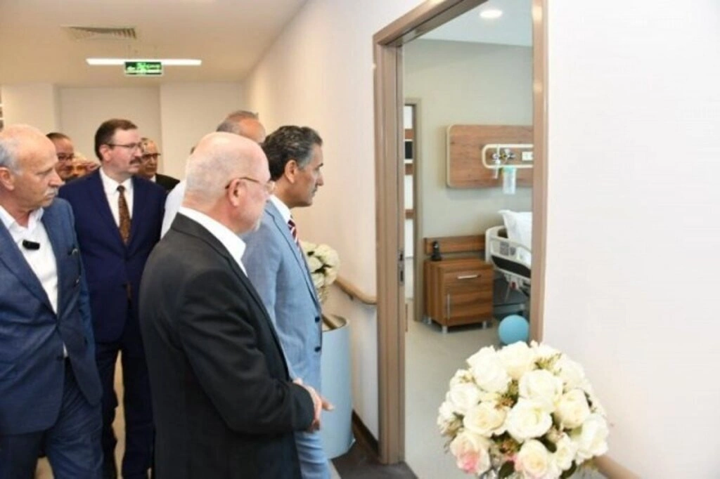 Büyük Anadolu Hastaneleri yeni hizmet binası tanıtılıyor