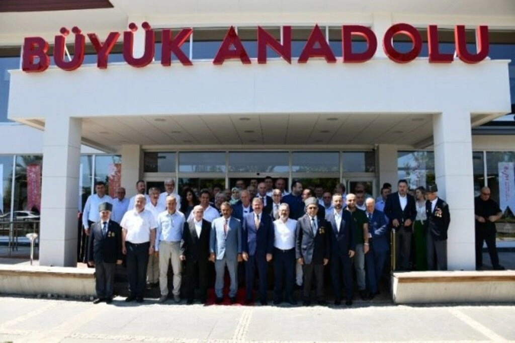 Büyük Anadolu Hastaneleri yeni hizmet binası tanıtılıyor