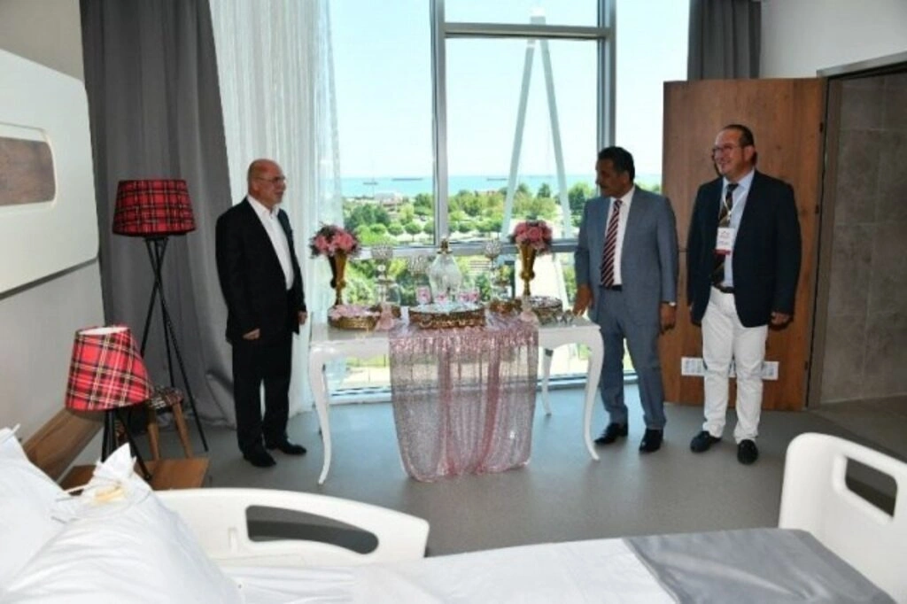 Büyük Anadolu Hastaneleri yeni hizmet binası tanıtılıyor