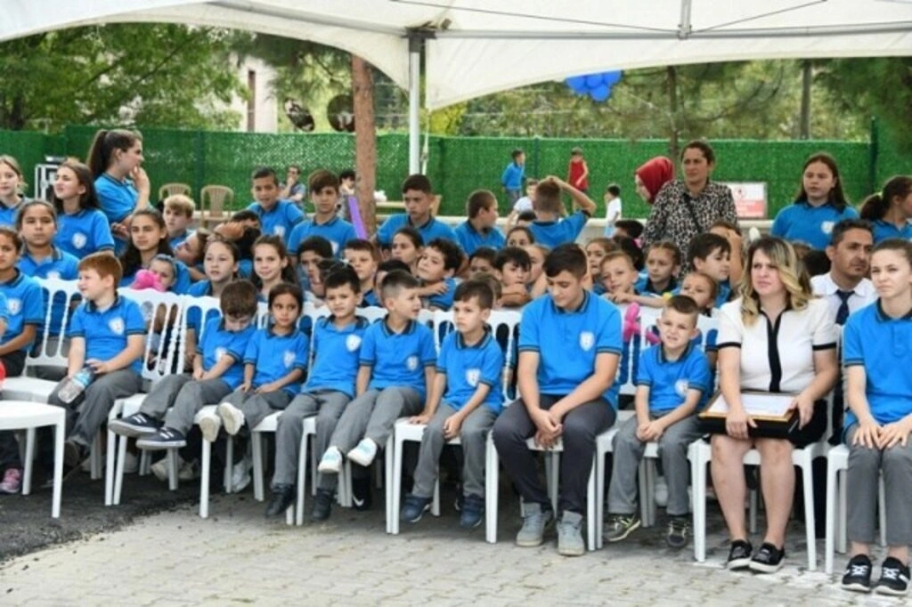 Dursun Korkmaz İlkokulu ve Ortaokulu Tekkeköy'de açıldı