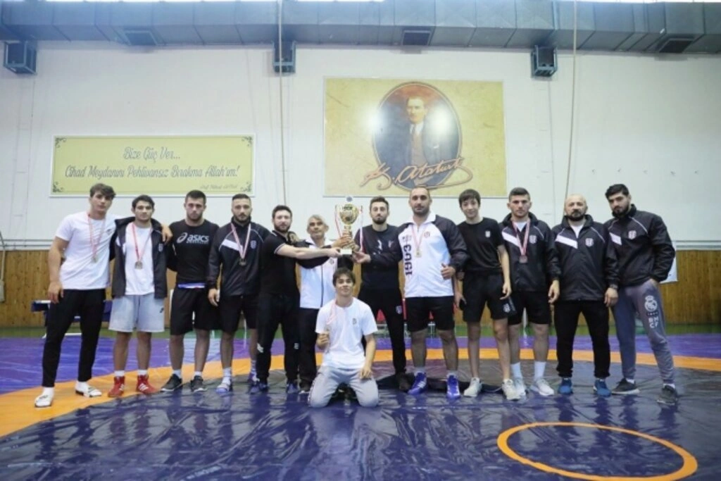 Samsun Yakakent Belediye Spor Kulübü'nden büyük başarı
