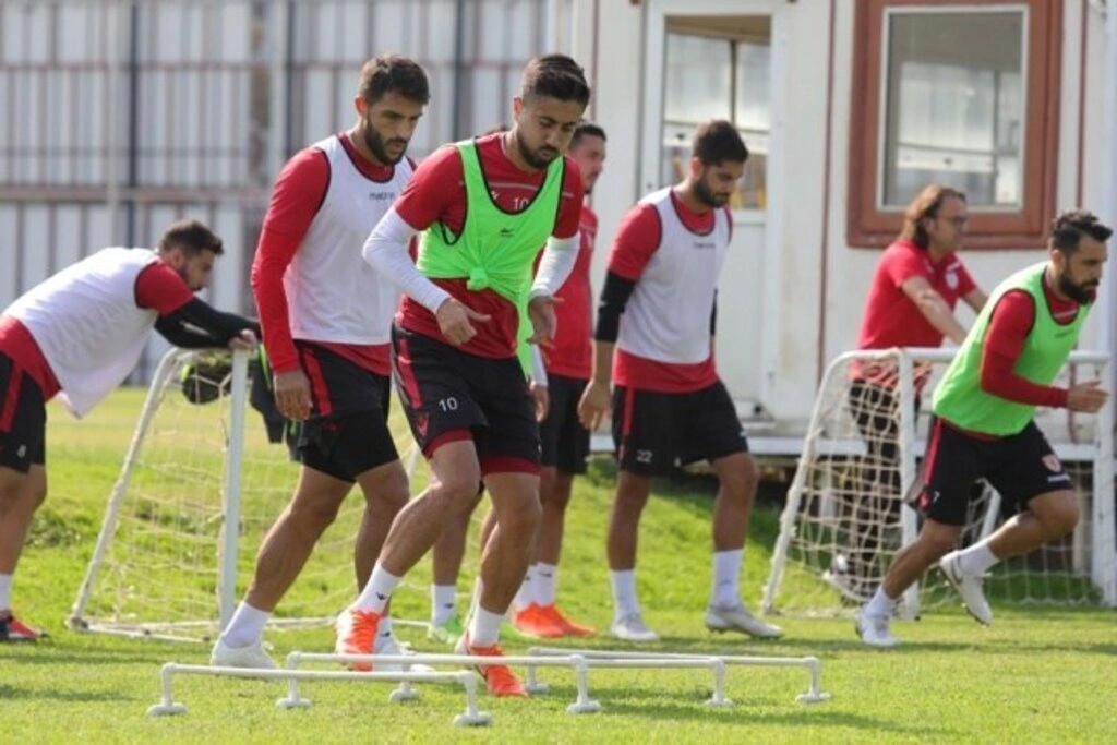 Samsunspor çift kale maç yaptı