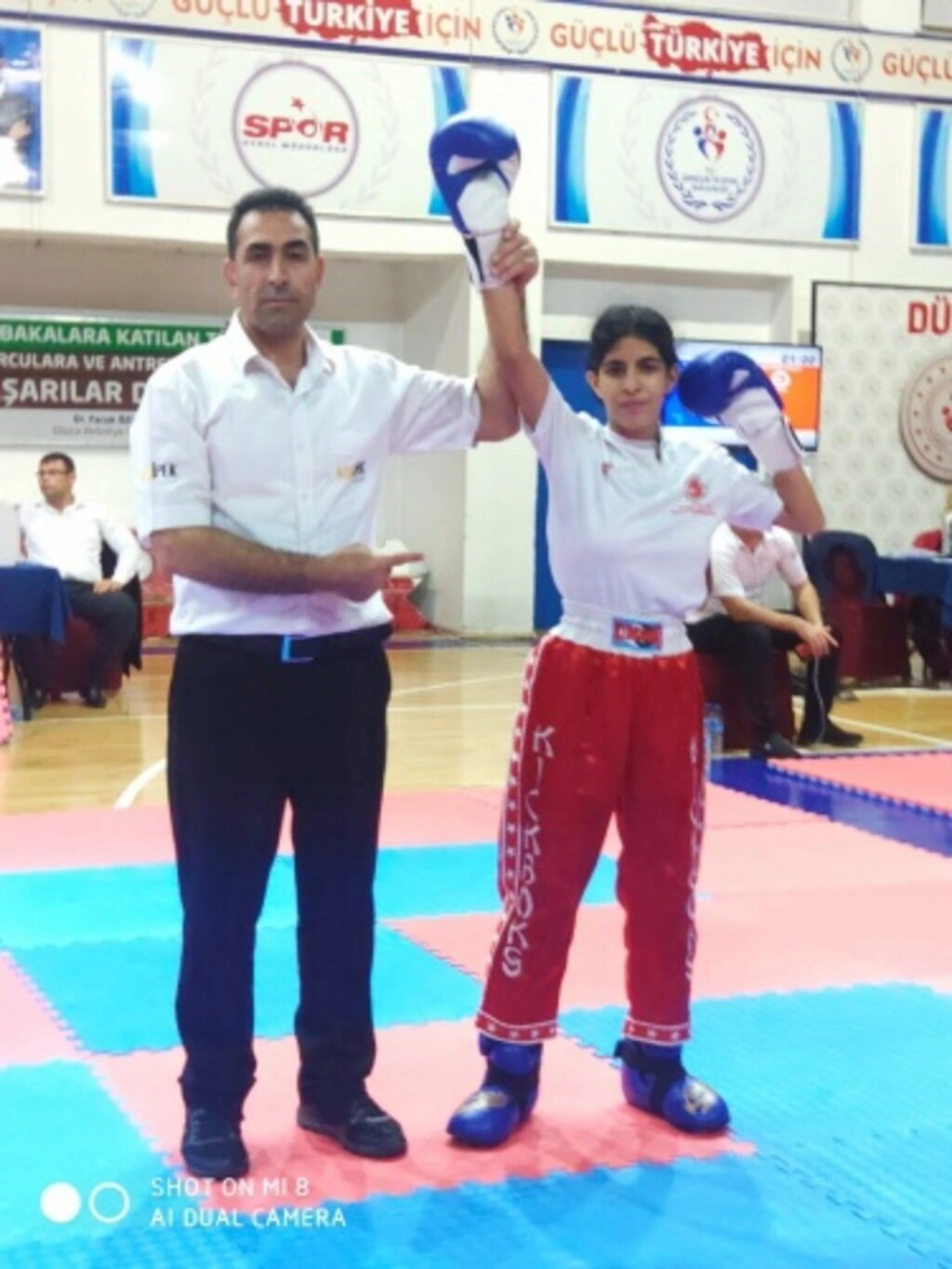 İLKADIM BELEDİYESİ KİCK BOKS TAKIMI KULÜPLER ARASI ŞAMPİYON OLDU