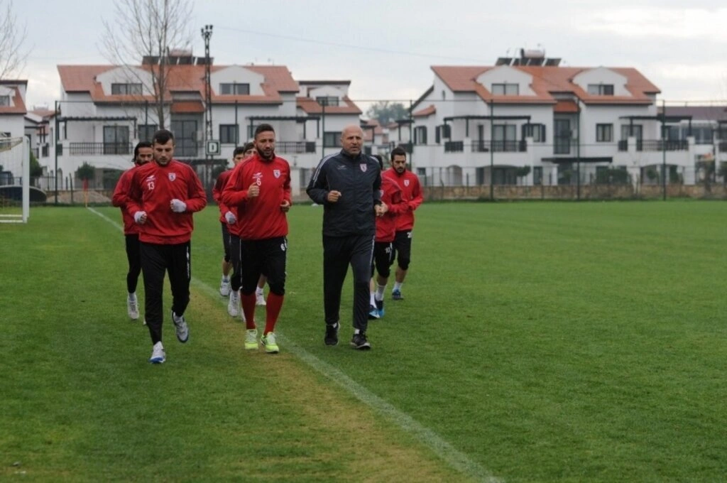 Samsunspor Antalya kampı devam ediyor