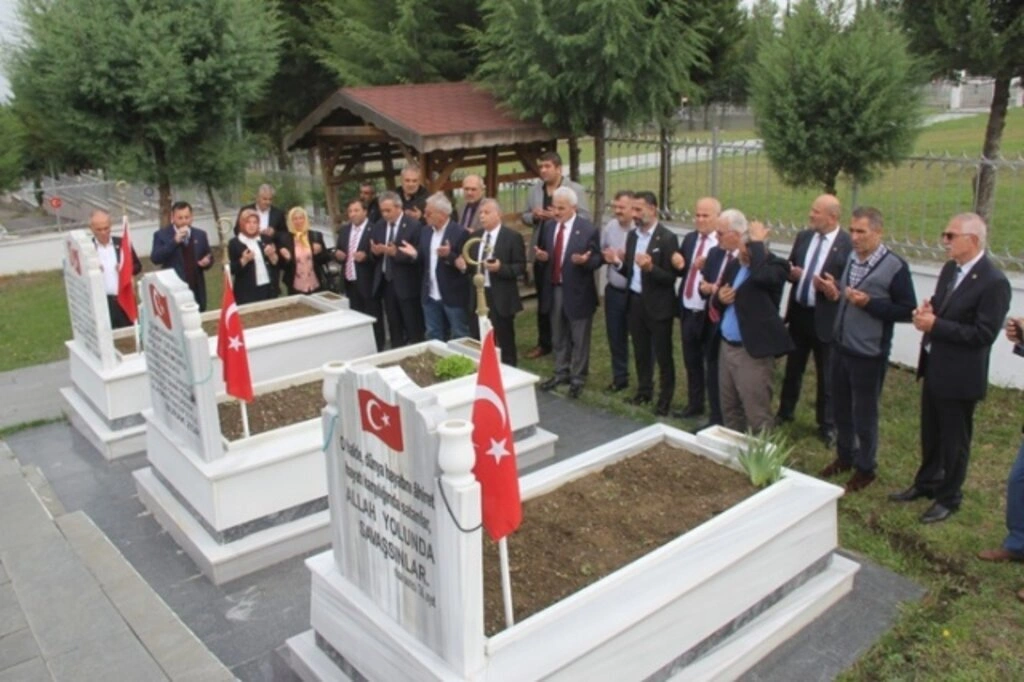 Samsun'da muhtarlardan dayanışma örneği