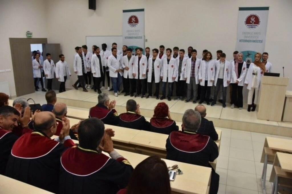 Veteriner Hekim Adayları Önlüklerini Giydi