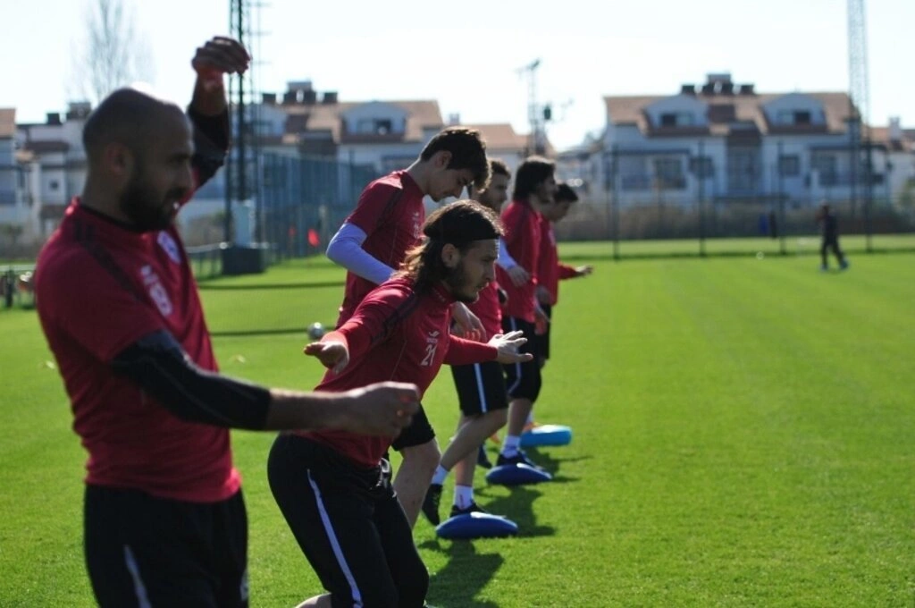 Samsunspor Antalya Kampı Devam Ediyor