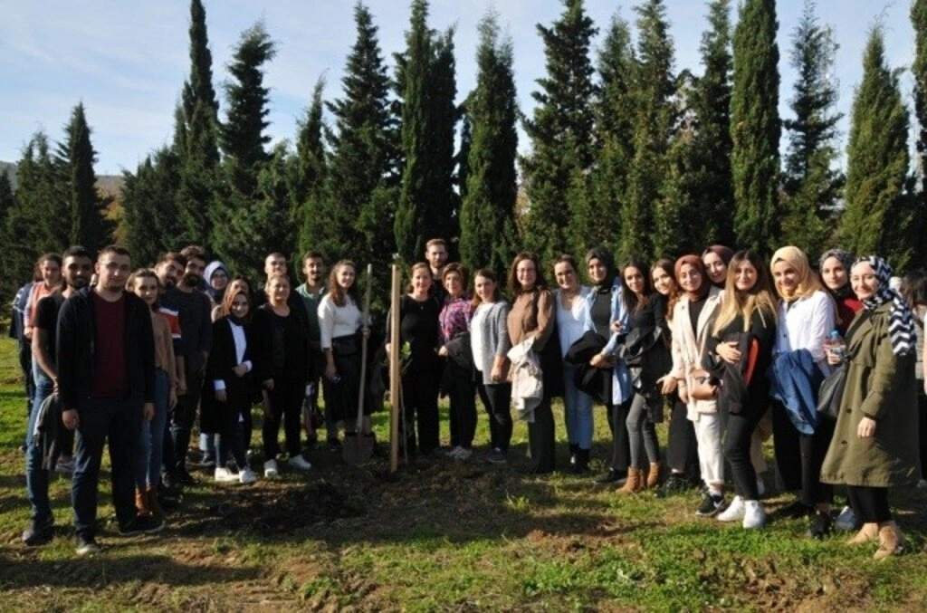 OKTAM'dan Her Çınar Fidanı; Kadınları Yaşatsın Diye