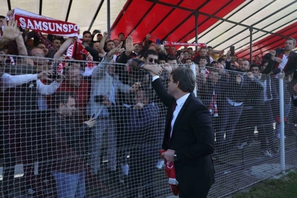 Ertuğrul Sağlam imzayı attı
