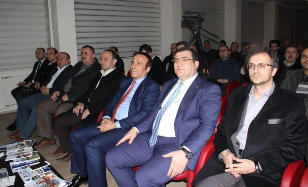 Canik Belediye Başkanı Osman Genç Sinop'ta
