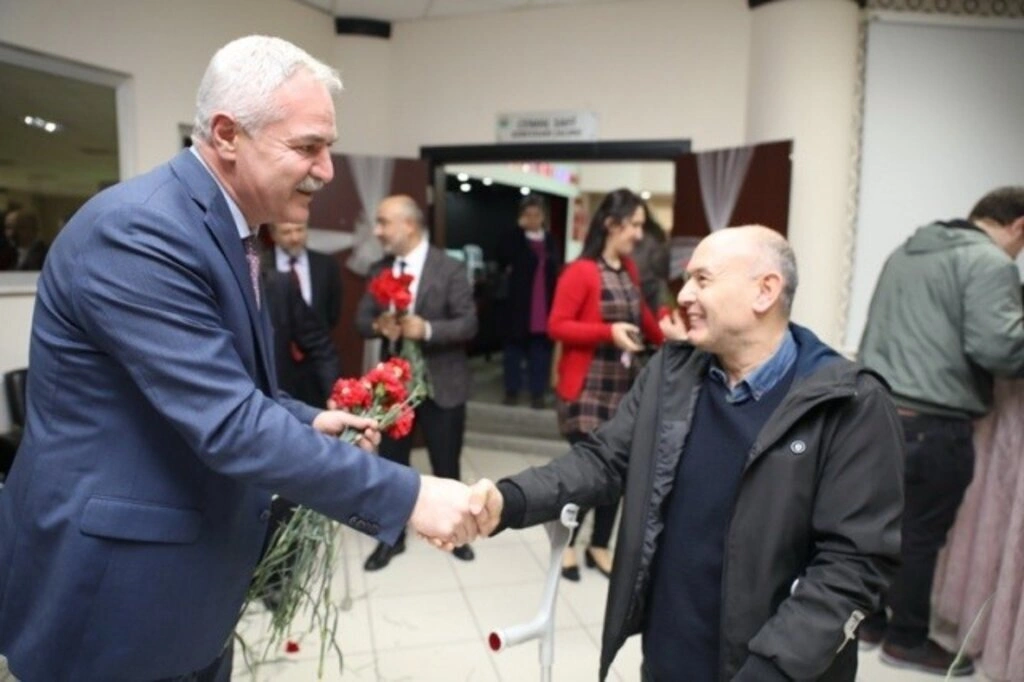 İlkadım Belediyesi'nden Öğretmenler Günü Kutlaması