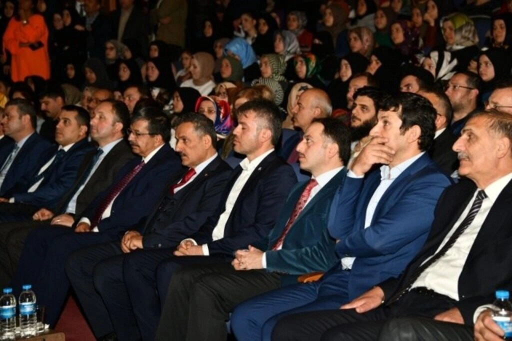 Eğitim-Bir-Sen’den Hayati İnanç Konferansı!