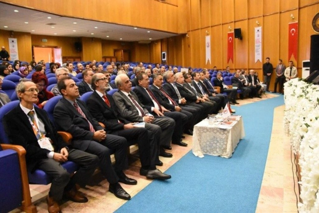 TÜBA Paydaşlığıyla Gıda ve Sağlıklı Beslenme Sempozyumu’nun İkincisi Samsun’da