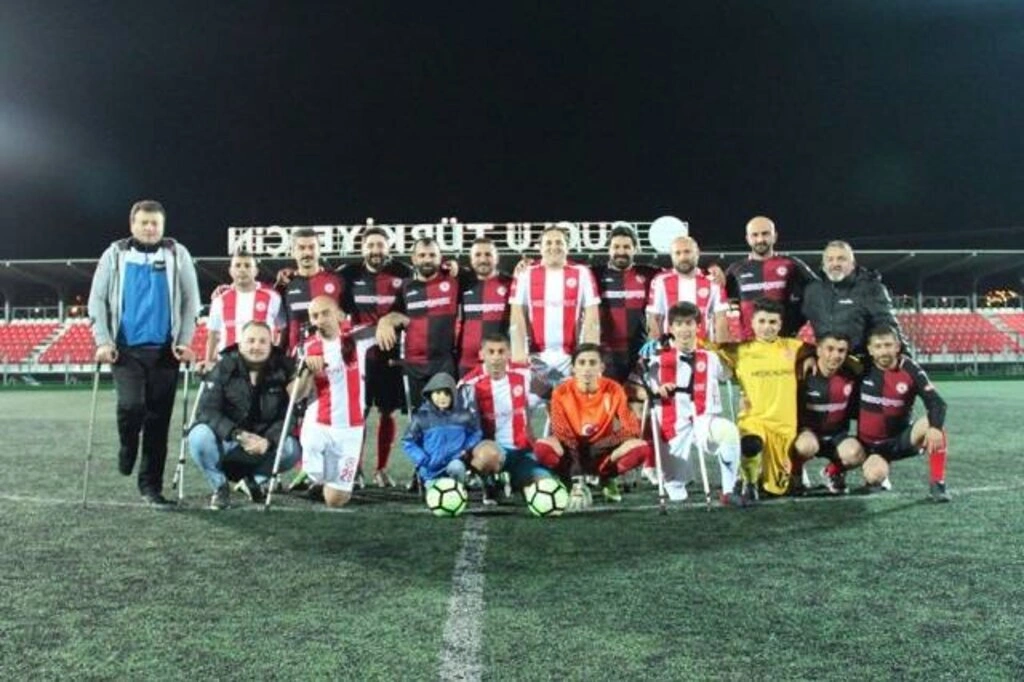 KADEF Gençlik Kolları'ndan anlamlı etkinlik