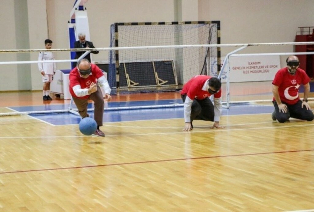 Samsun protokolü ile engelliler çeşitli branşlarda turnuva yaptılar