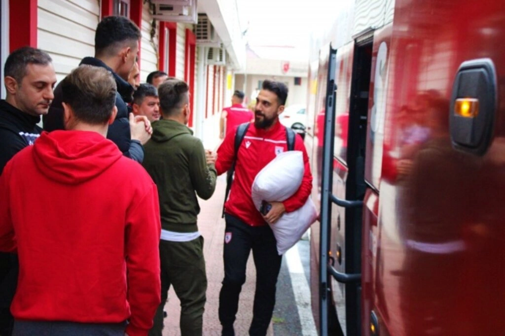 Samsunspor Rize'ye hareket etti