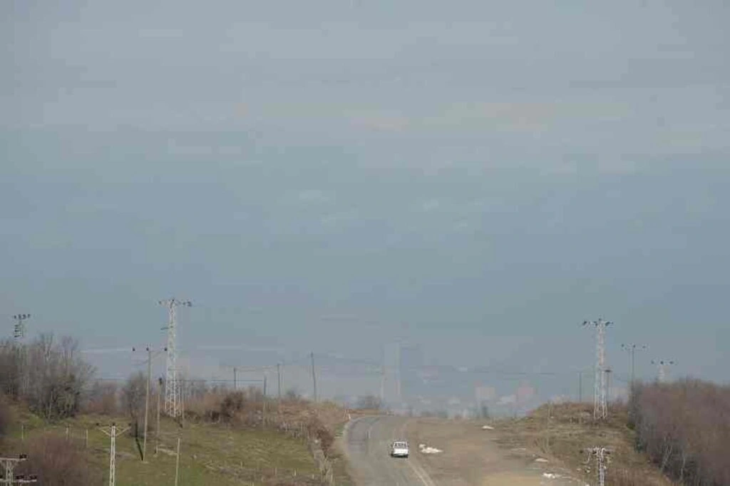 Samsun'da sis hayatı olumsuz etkiledi