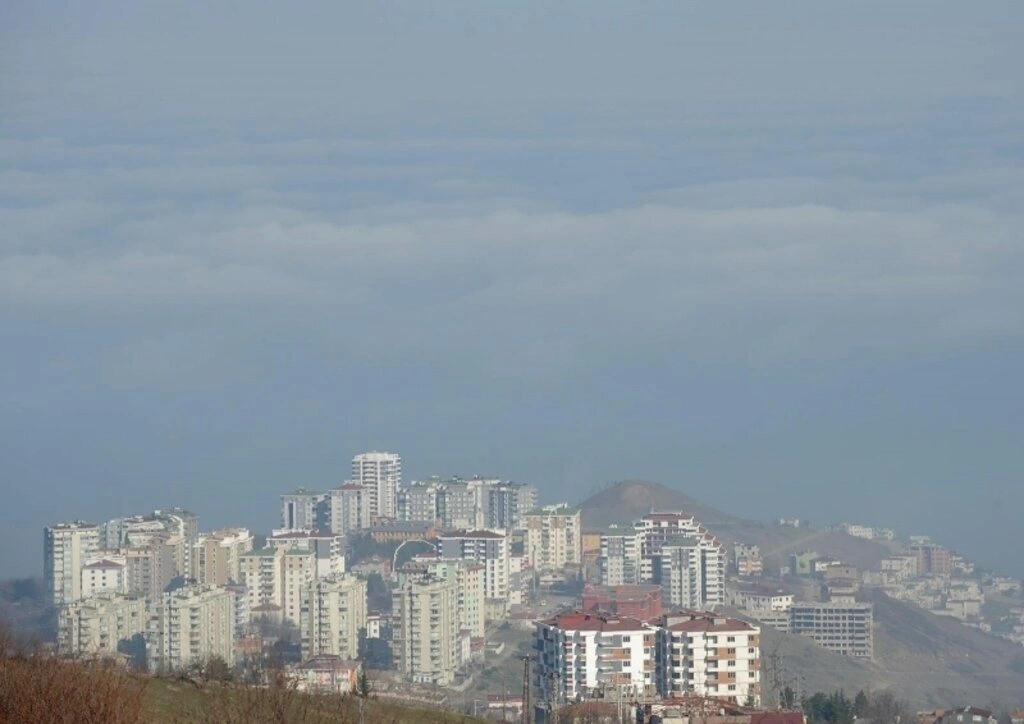 Samsun'da sis hayatı olumsuz etkiledi