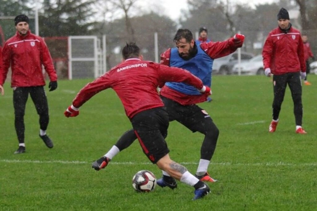Samsunspor Gümüşhanespor maçının hazırlıklarını sürdürüyor
