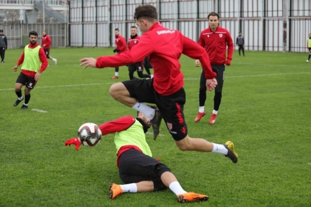 Yılport Samsunspor Pendik Hazırlıklarını Sürdürüyor