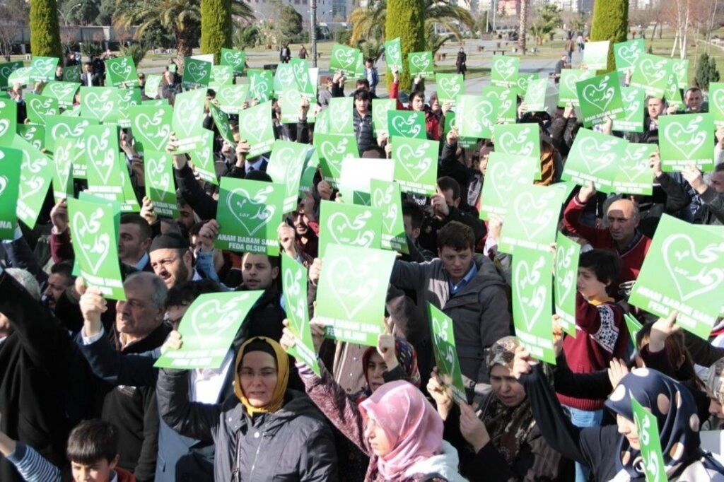 Charlie Hebdo karikatürlerinin yayınlanmasına Samsun'dan büyük tepki