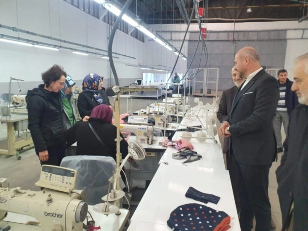 Tekkeköy'de 200 kişinin çalışacağı Tekstil Atölyesi açıldı