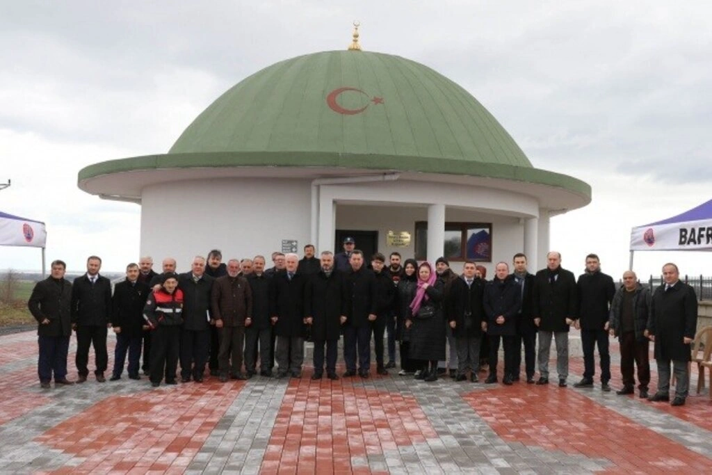 Bafra Yakıntaş Mezarlığı Mescidi dualarla açıldı