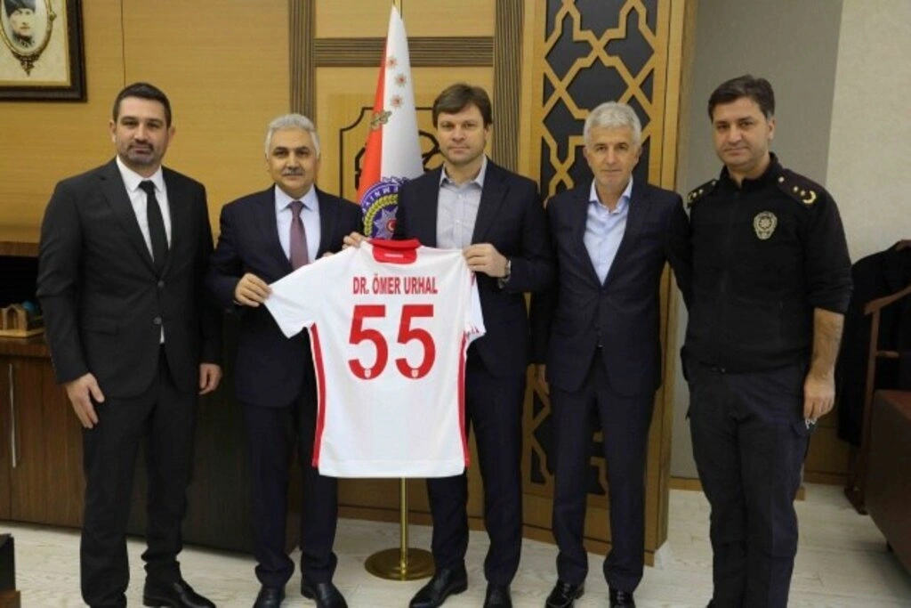 Yılport Samsunspor'dan Emniyet Müdürlüğüne Ziyaret