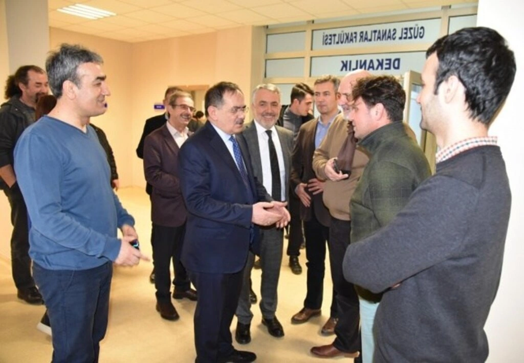 Samsunspor Anıtını OMÜ Güzel Sanatlar Tasarlıyor