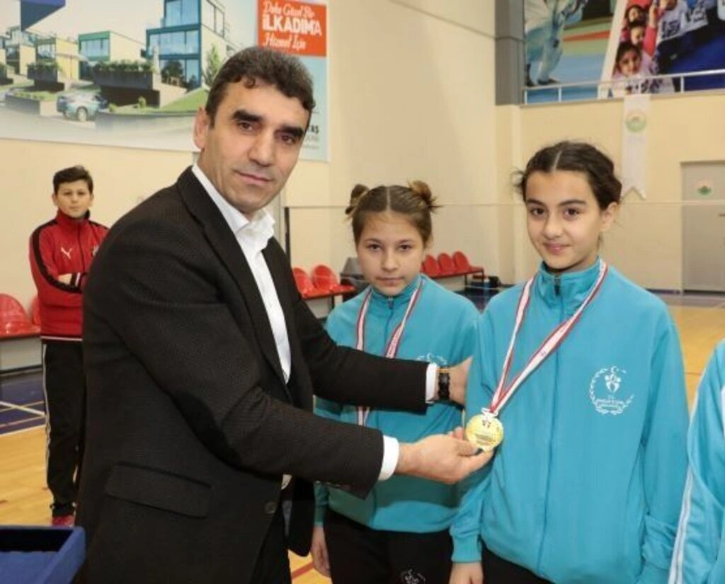 Okullar Arası Badminton Yıldızlar İl Birinciliği Müsabakaları Sona Erdi