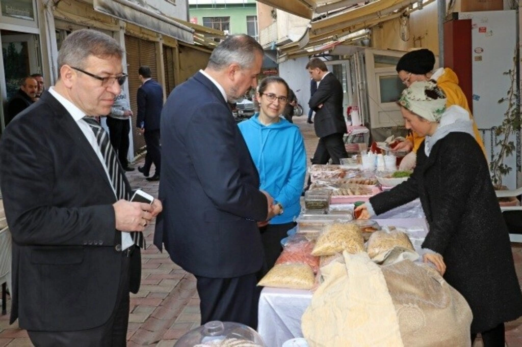 Üreten Kadınlara Destek