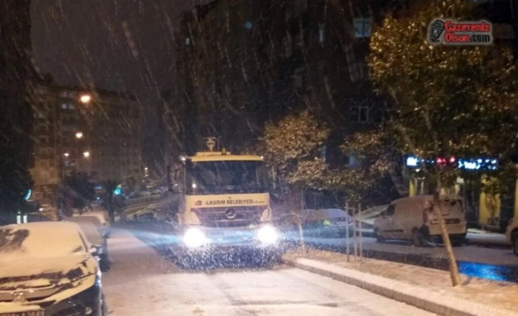 İlkadım Kar Teyakkuzunda