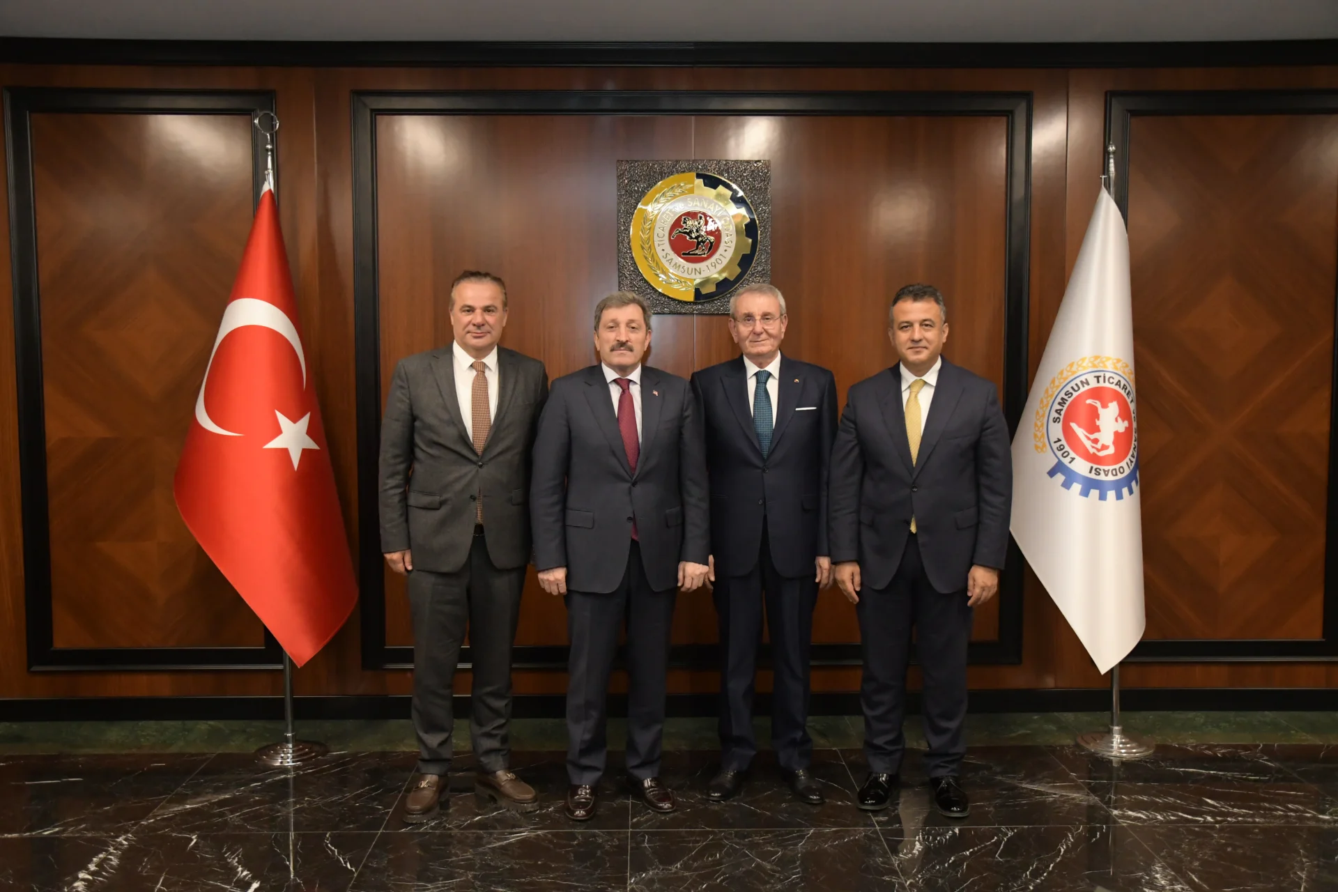 Samsun TSO’da Yeni Dönem Başladı: Murzioğlu ve Akyüz’e Tebrik Ziyareti - Fotoğraf 1